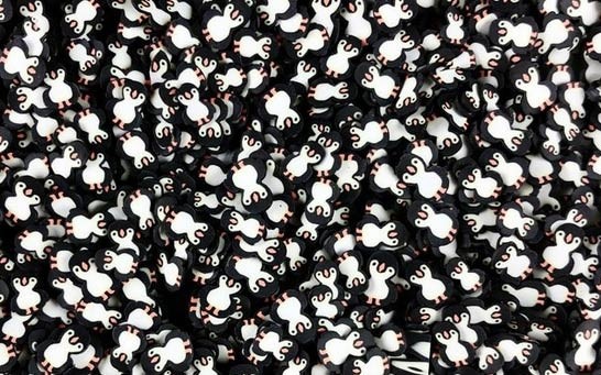 Penguin Poppers Clay Embellishments